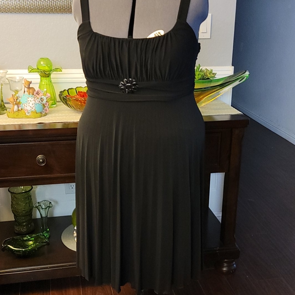 Black evening dress.  Very figure flattering!